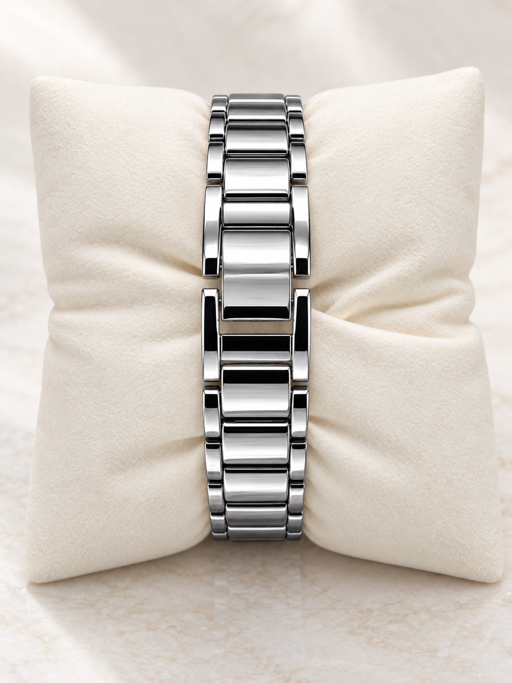 THE FIFTH AVENUE WATCH